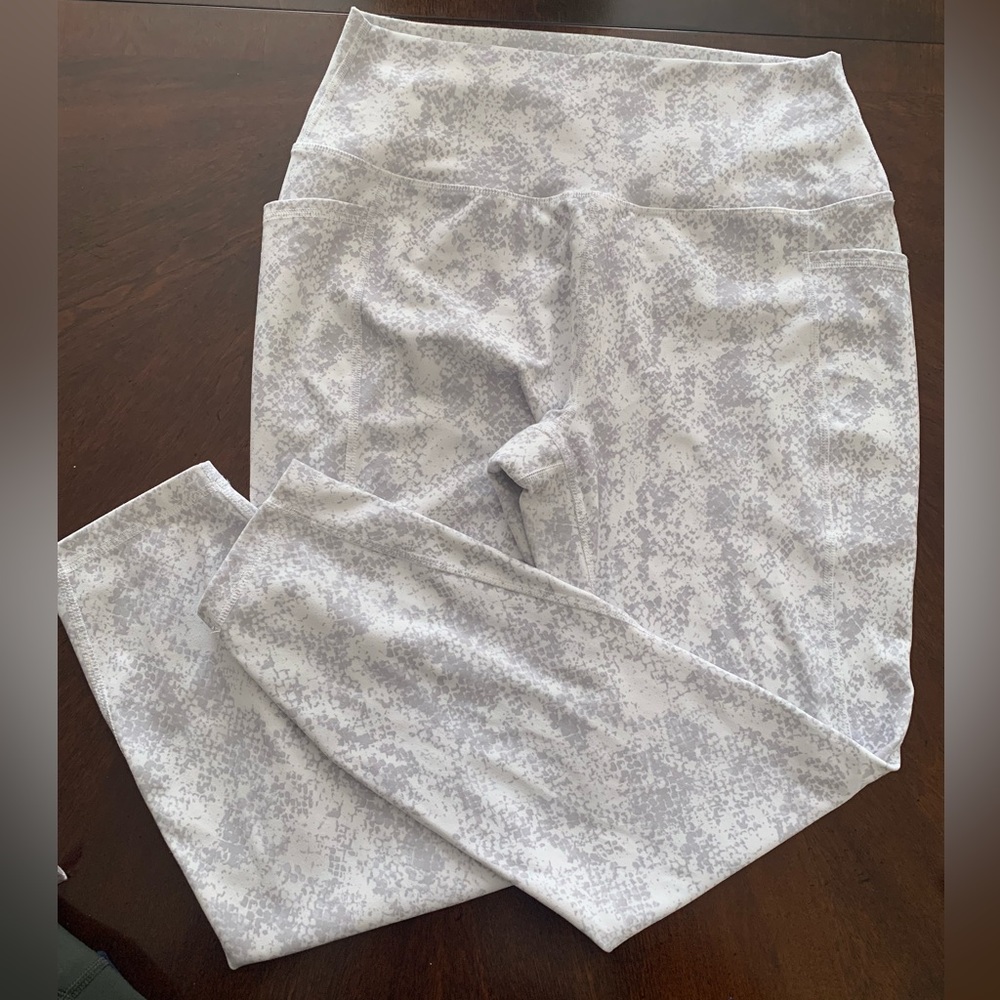 Women’s 3/4 length leggings